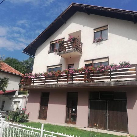 Apartman Draga Bed and Breakfast Μόκρα Γκόρα Εξωτερικό φωτογραφία